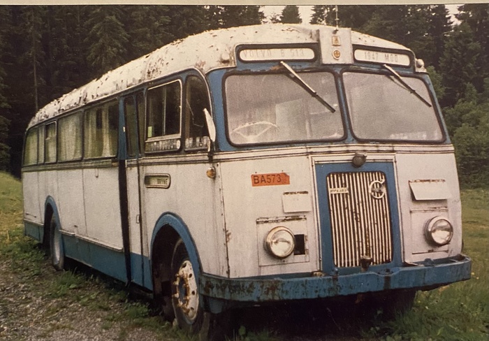 Flott etterkrigsbuss !