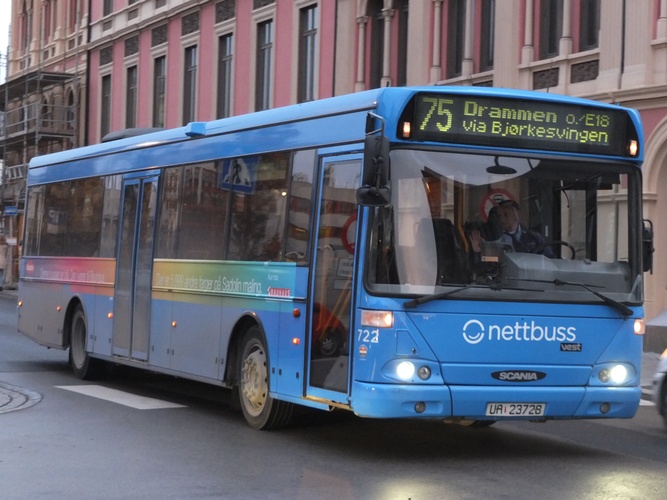 Bussen i trafikk i Drammen i 2013